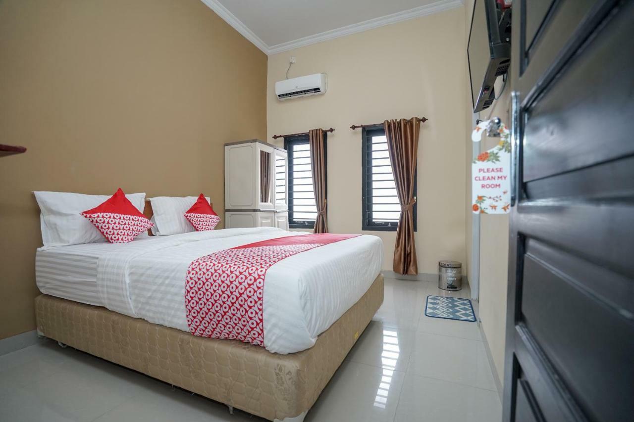 Oyo 959 Graha Ham Family Hotel 2*
