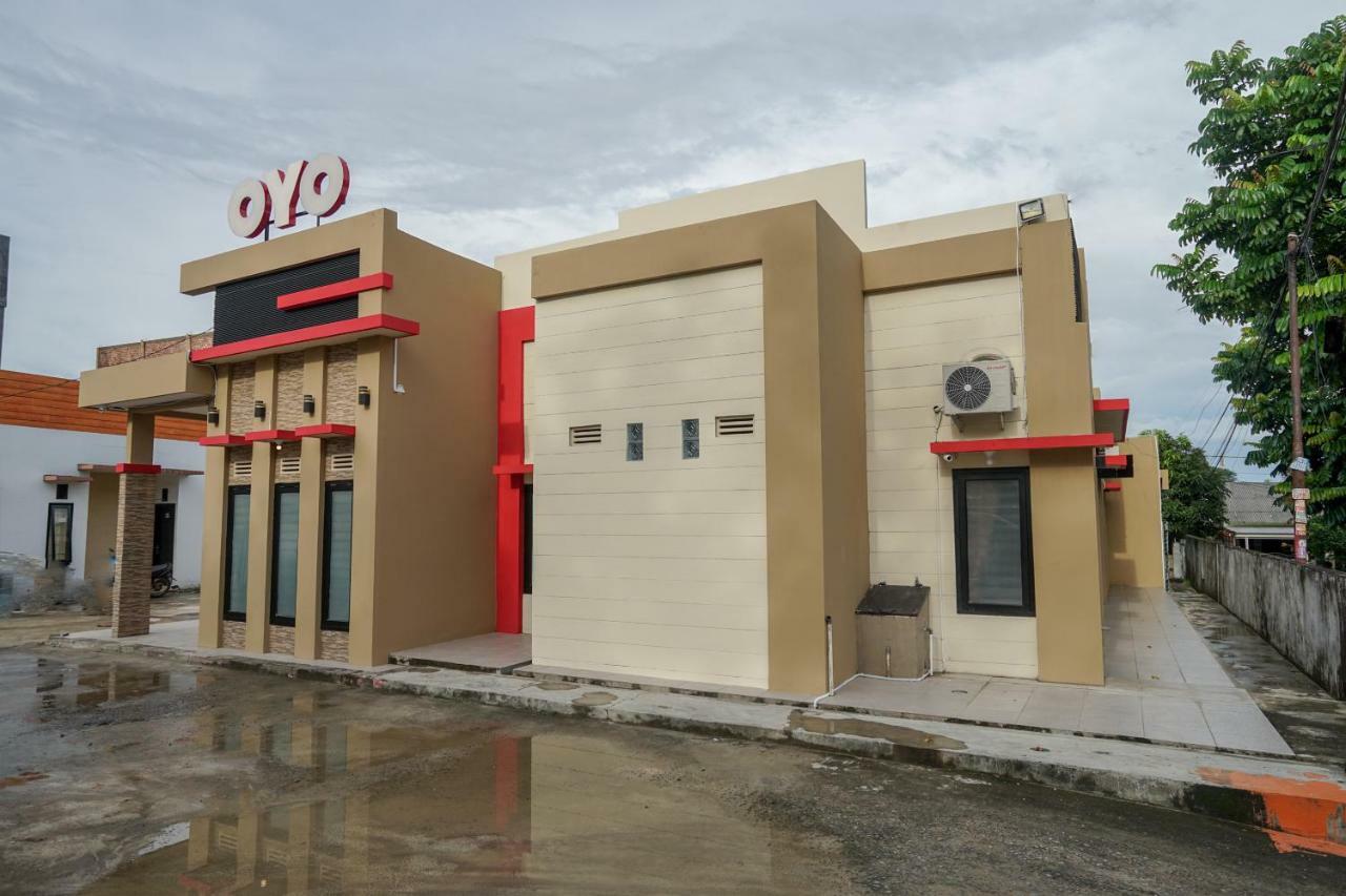 Hotel Oyo 959 Graha Ham Family 2*