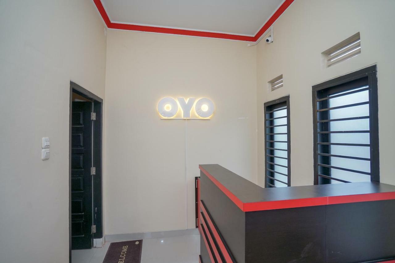 Oyo 959 Graha Ham Family 2* Palembang