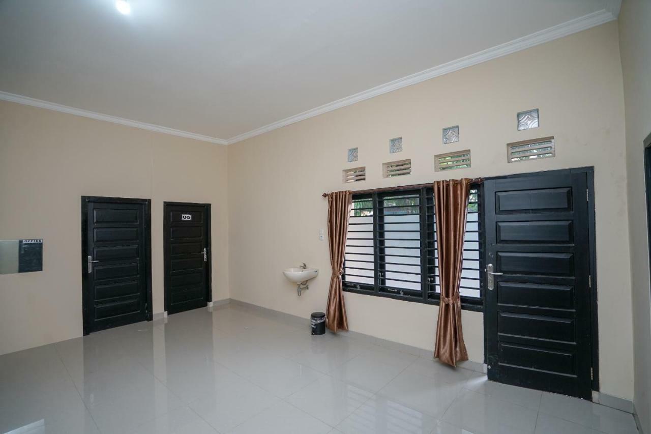Oyo 959 Graha Ham Family Palembang