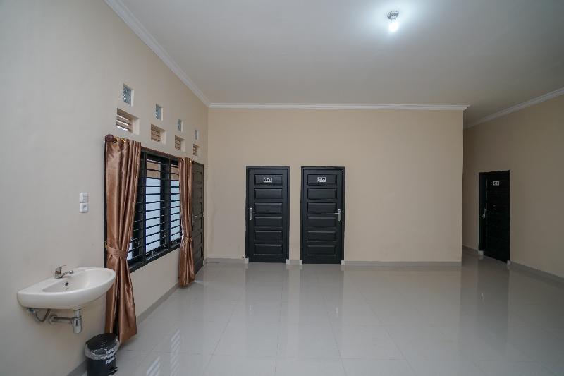 Oyo 959 Graha Ham Family 2*