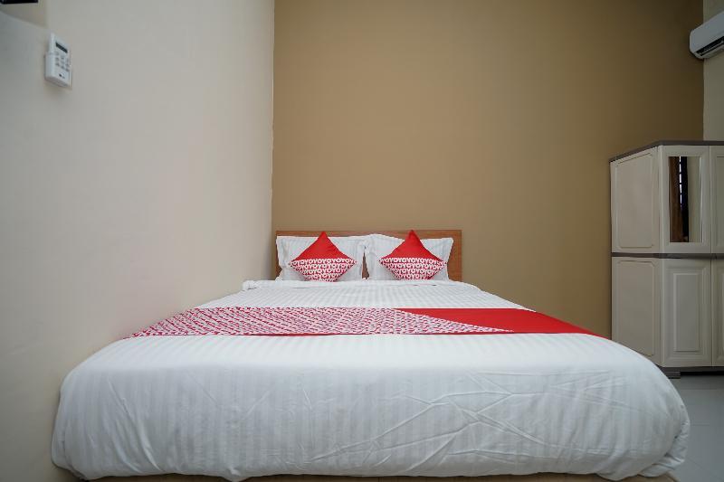 Oyo 959 Graha Ham Family Hotel